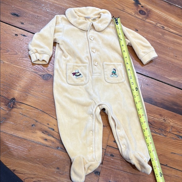 Talbots Kids Vintage Yellow Footed One Piece Pajamas Unisex Velour Size 9 months - Picture 3 of 7